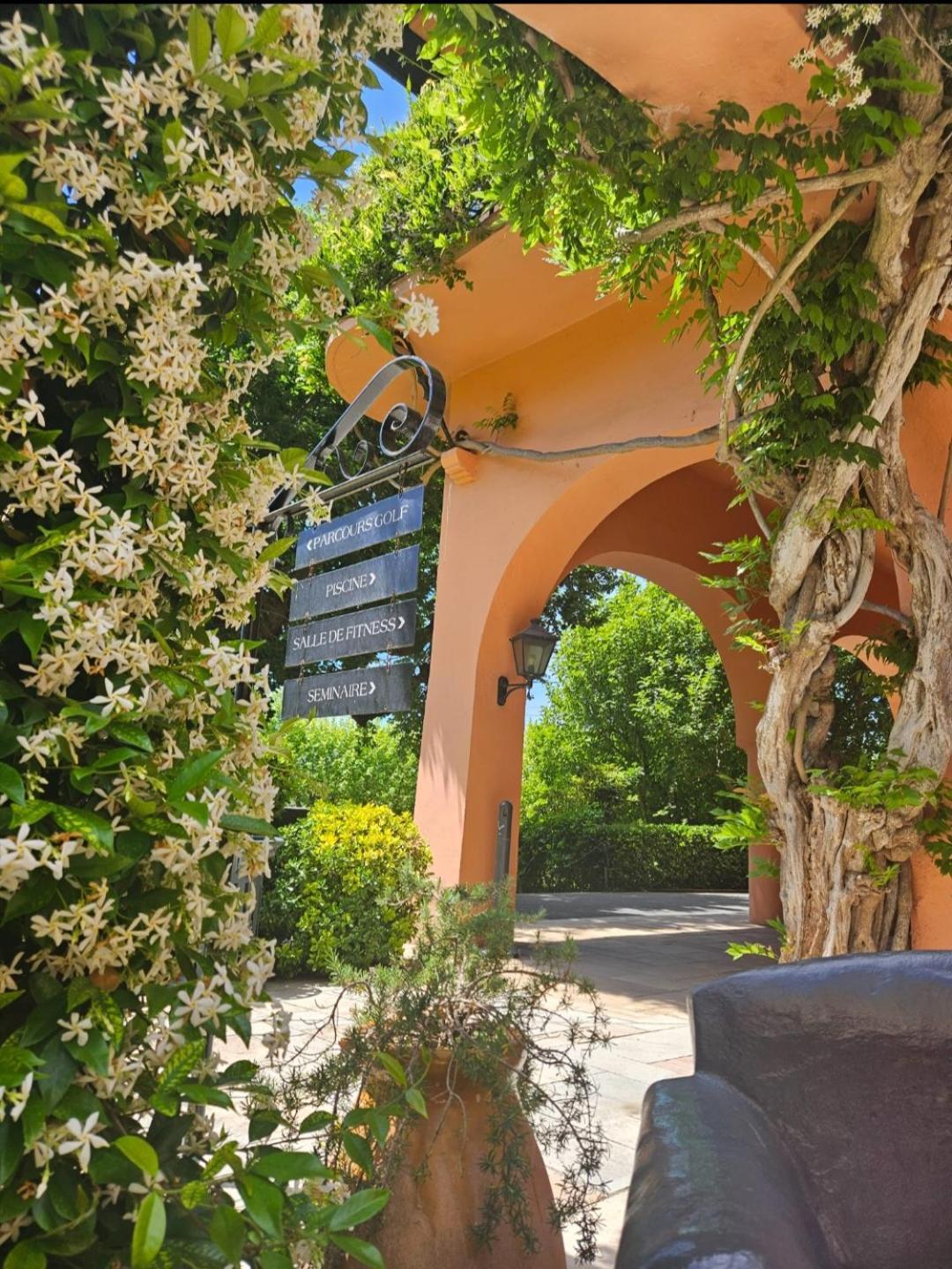 Hotel Chantaco Golf & Wellness Saint-Jean-de-Luz Exteriör bild
